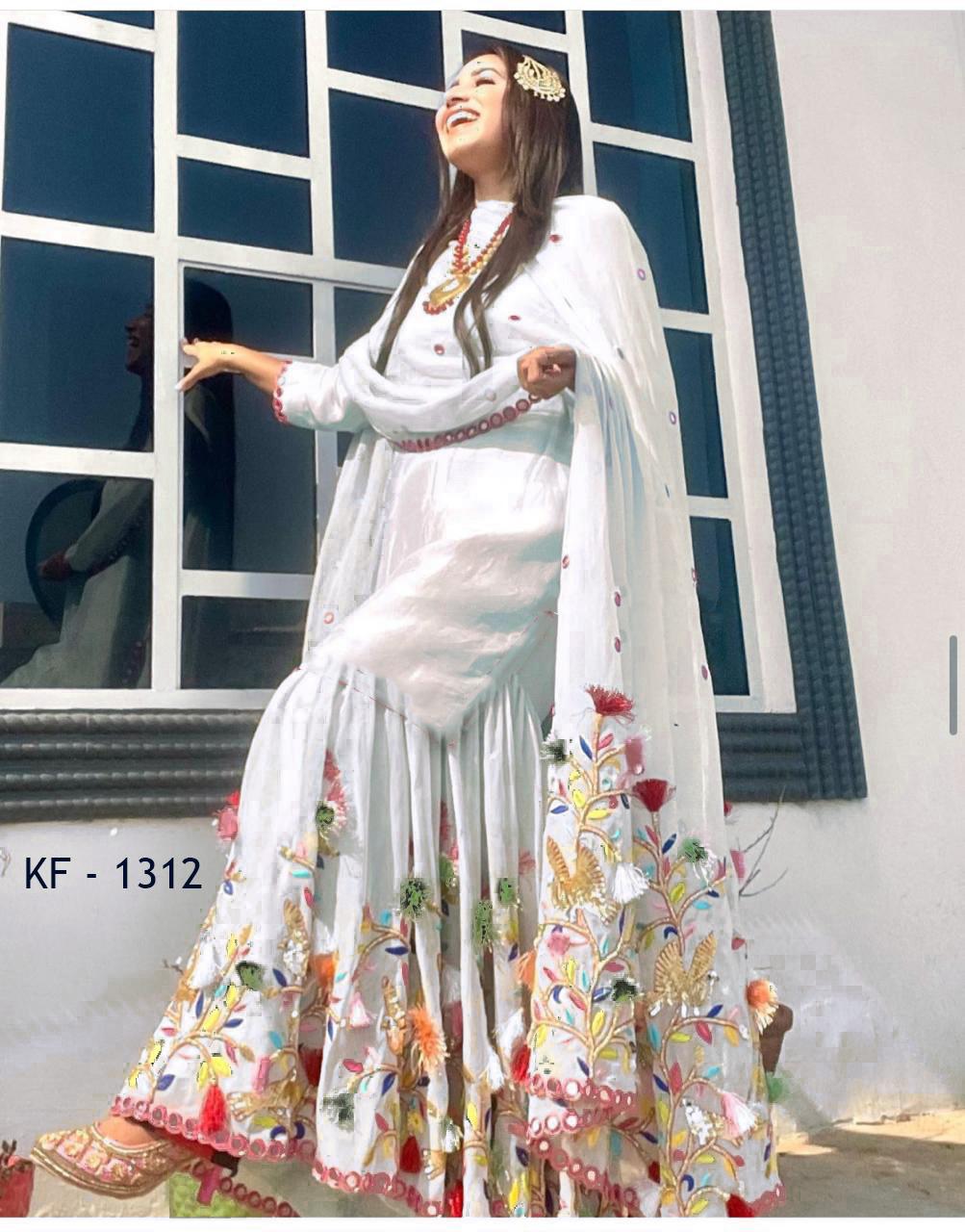 Bt-13 Designer Heavy Georgette Suit