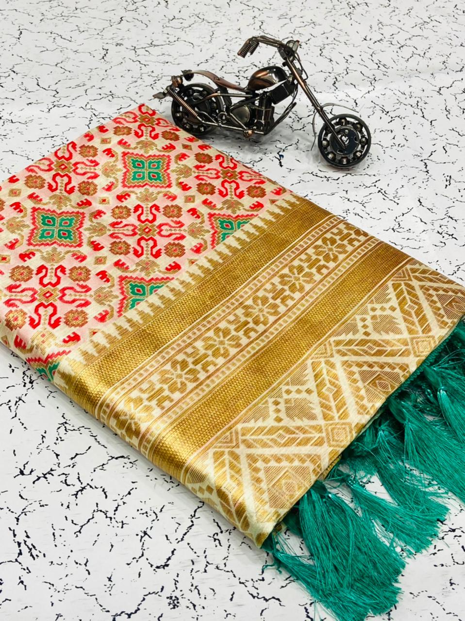 Bt-03 Designer Heavy Banarasi Weaving Silk Saree