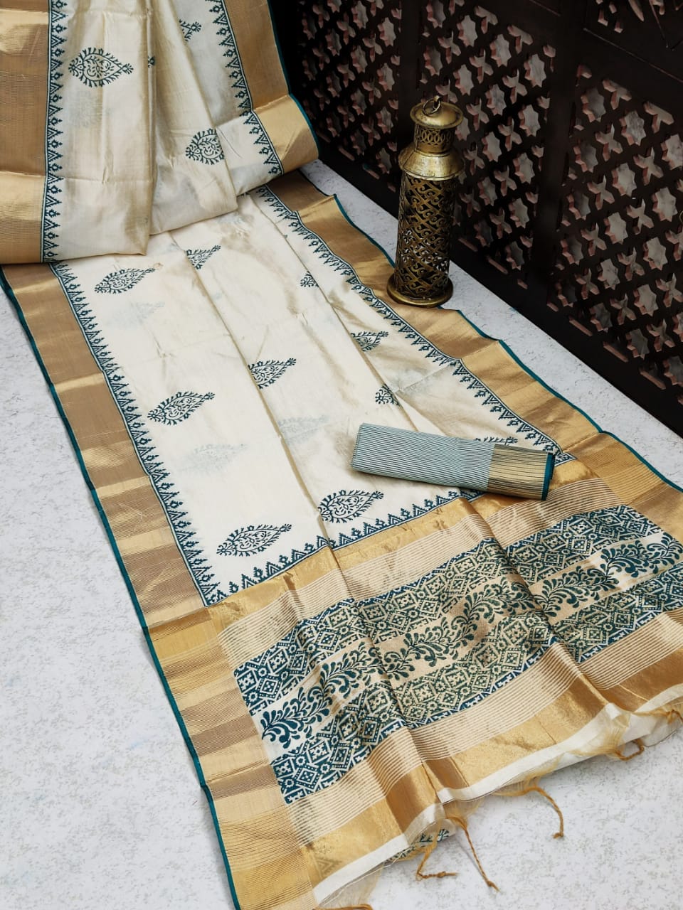 Bt-10 Designer Aasam Silk Saree