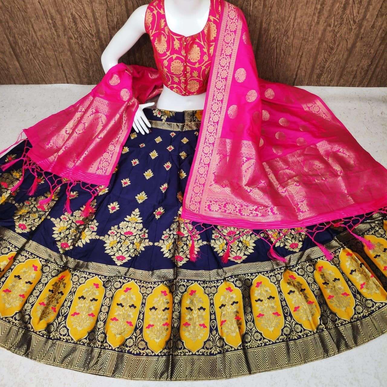 BT-05 DESIGNER BORCADE LEHENGA 