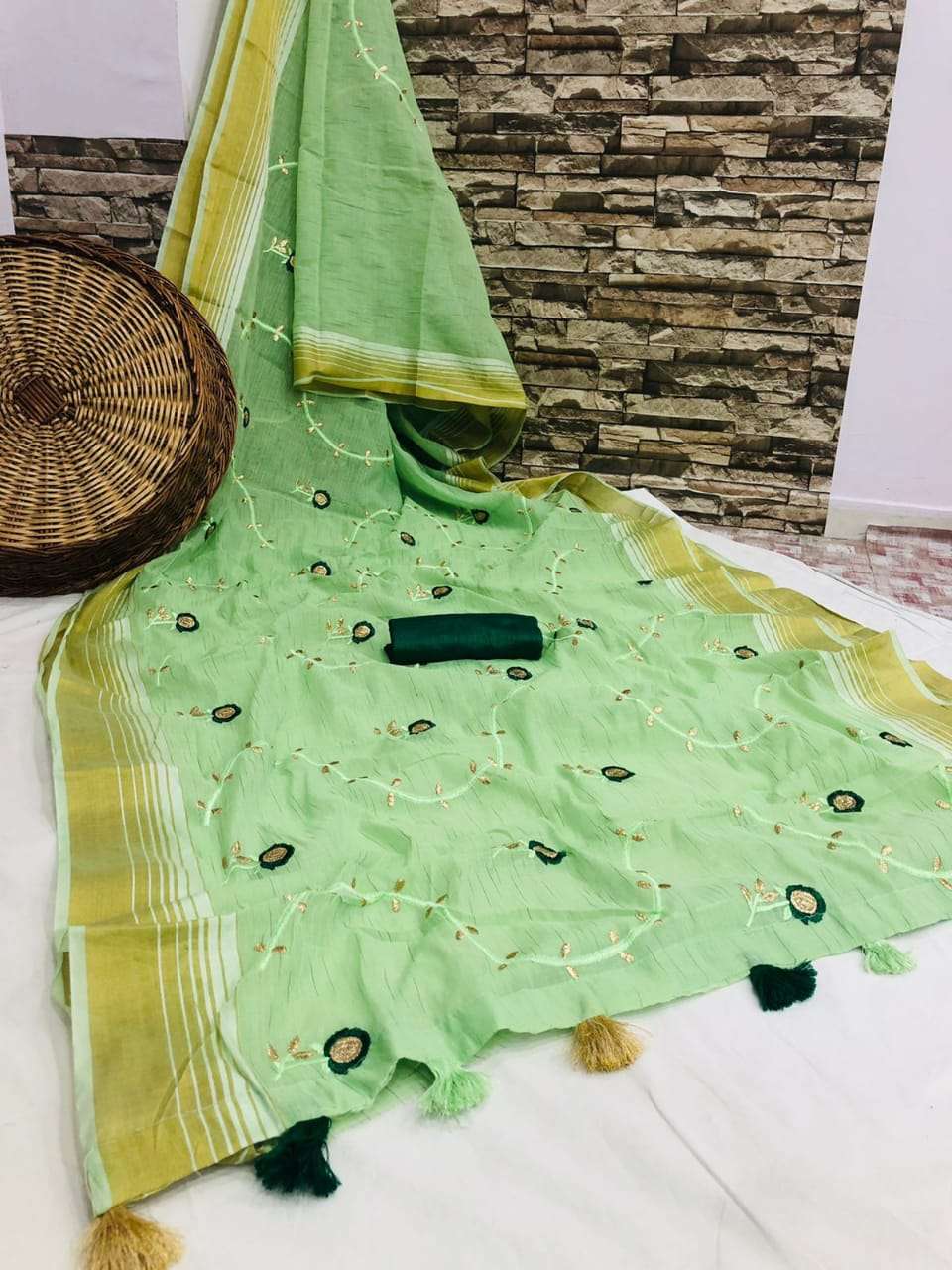 BT-18 JANVI DESIGNER SOFT COTTON SAREE 