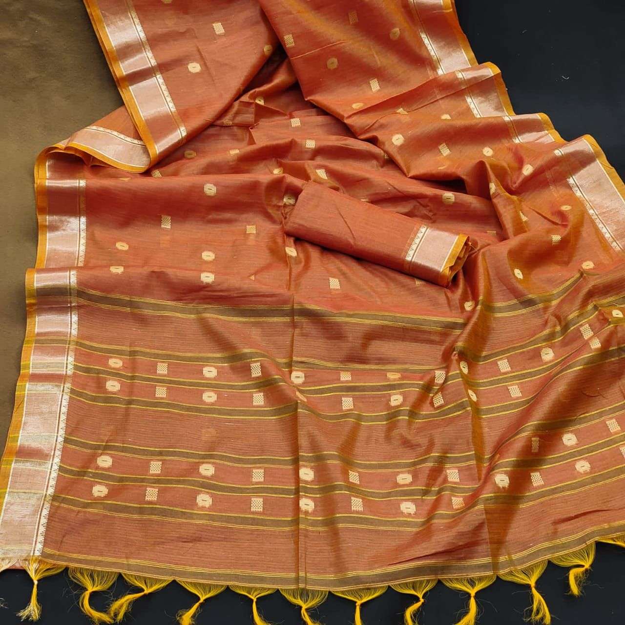 BT-10 DESIGNER SAMBALPURI COTTON SAREE WITH WOVEN BUTTI 