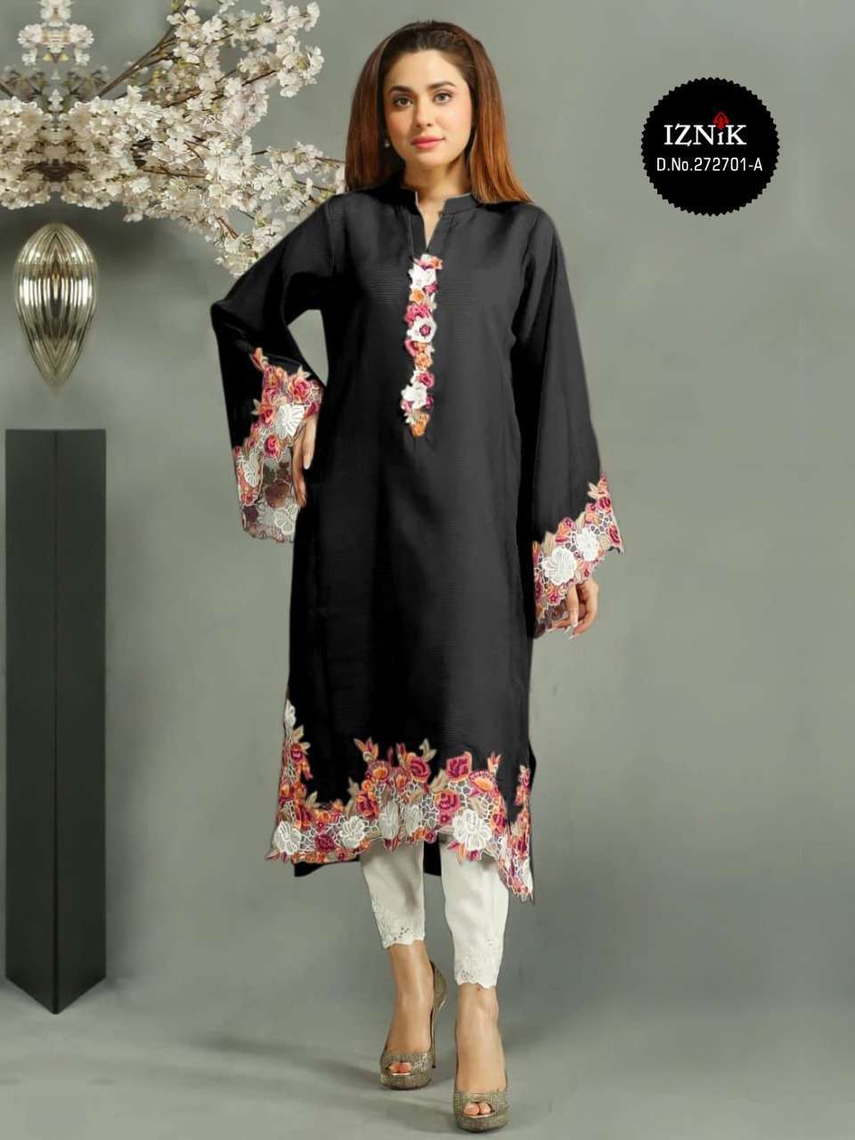 iznik 272701 Heavy fox bluming Fabric readymade suit