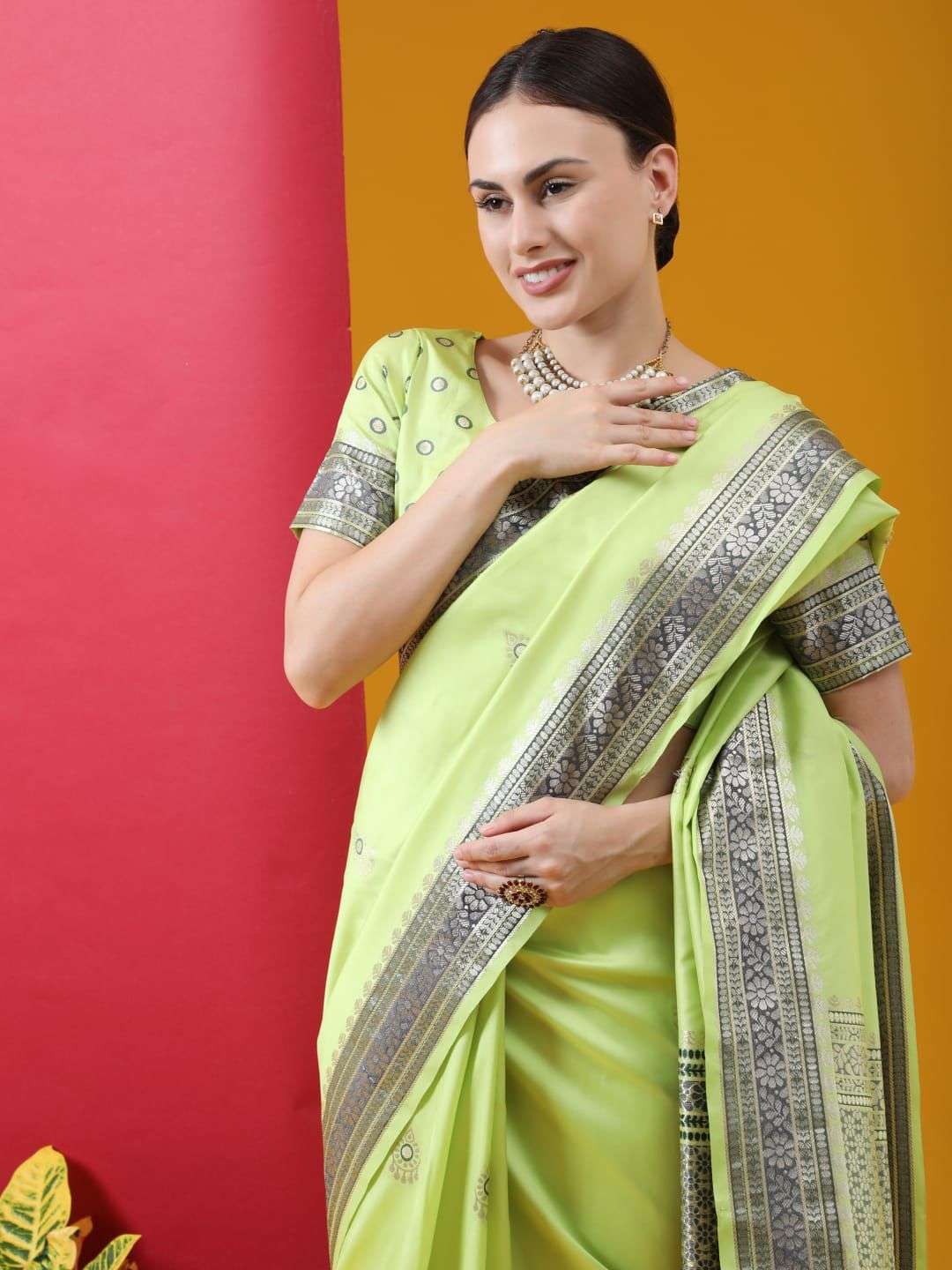 bt-10 designer banarasi soft silk saree 