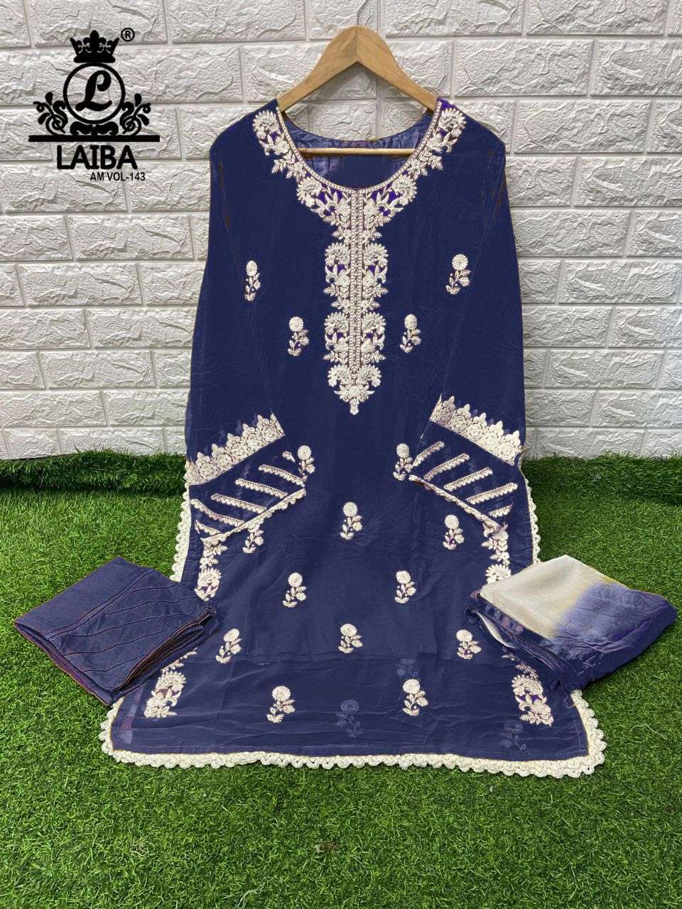 laiba am vol 143 pure georgette readymade suit