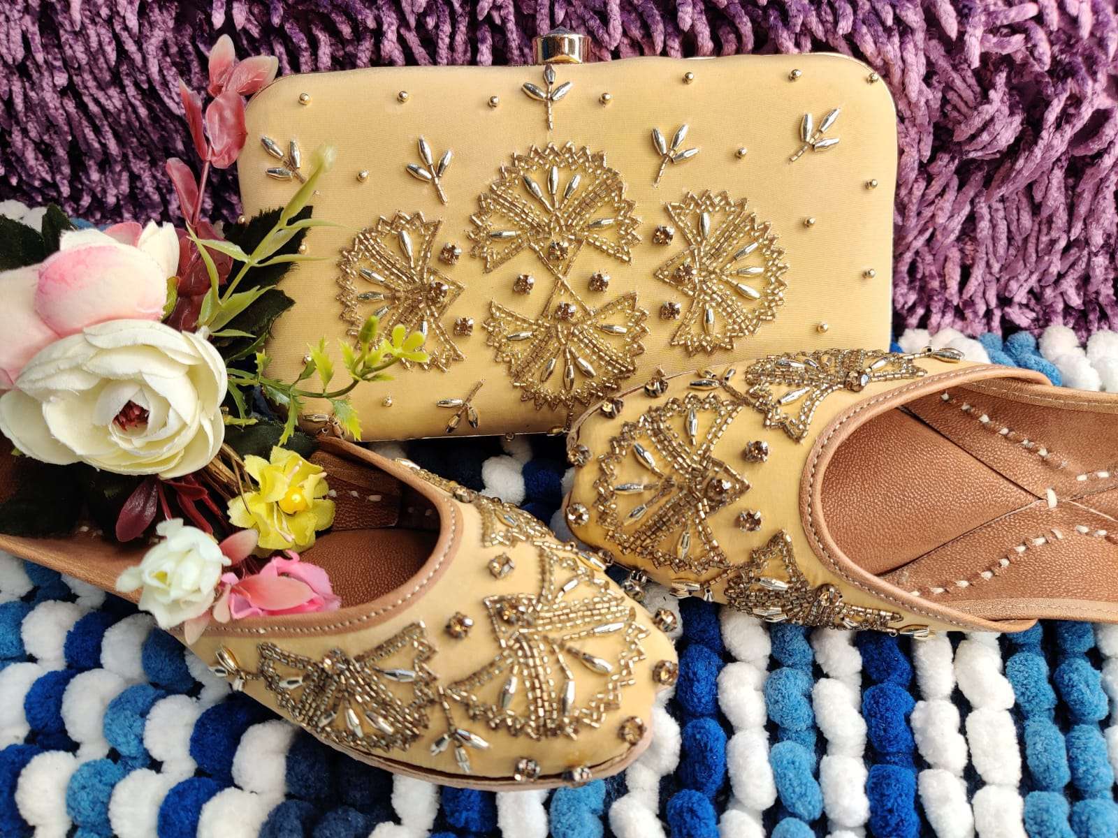 Most Awaited Stylish Punjabi Jutti with Clutch