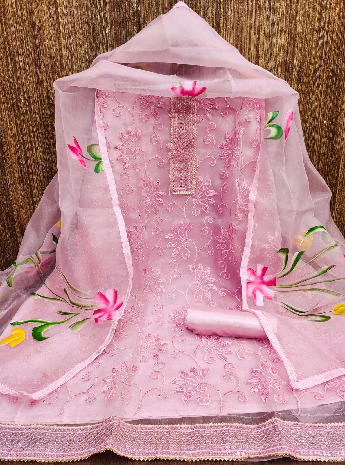 bt-17 organza tiss embroidery suit 