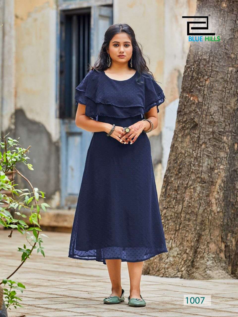 Stylish Cotton Kurti Designs | Handwork & Stitching Available