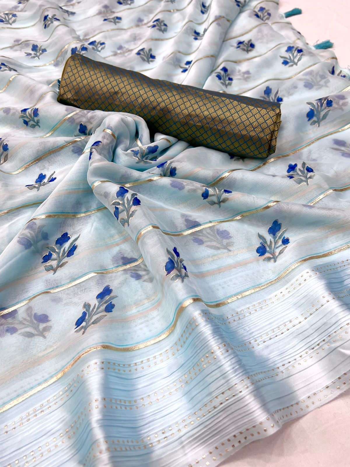 Georgette Fabric Flower Mill Print With Foil Print Big Sattin Border saree