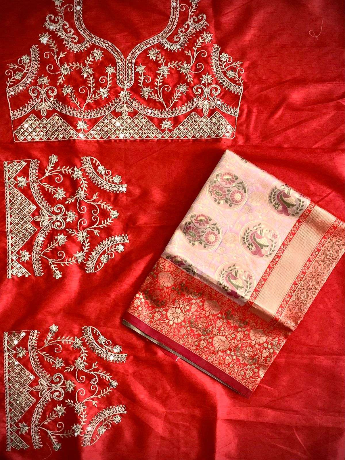 Roopam 9 Banarasi Weaving Silk Saree