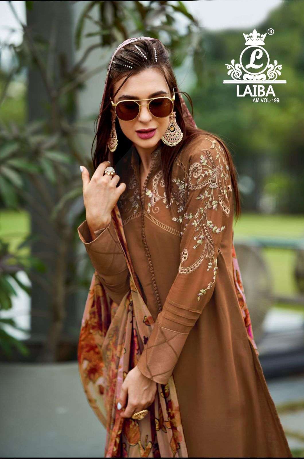 laiba am vol 199 Pure georgette with crepe inner suit