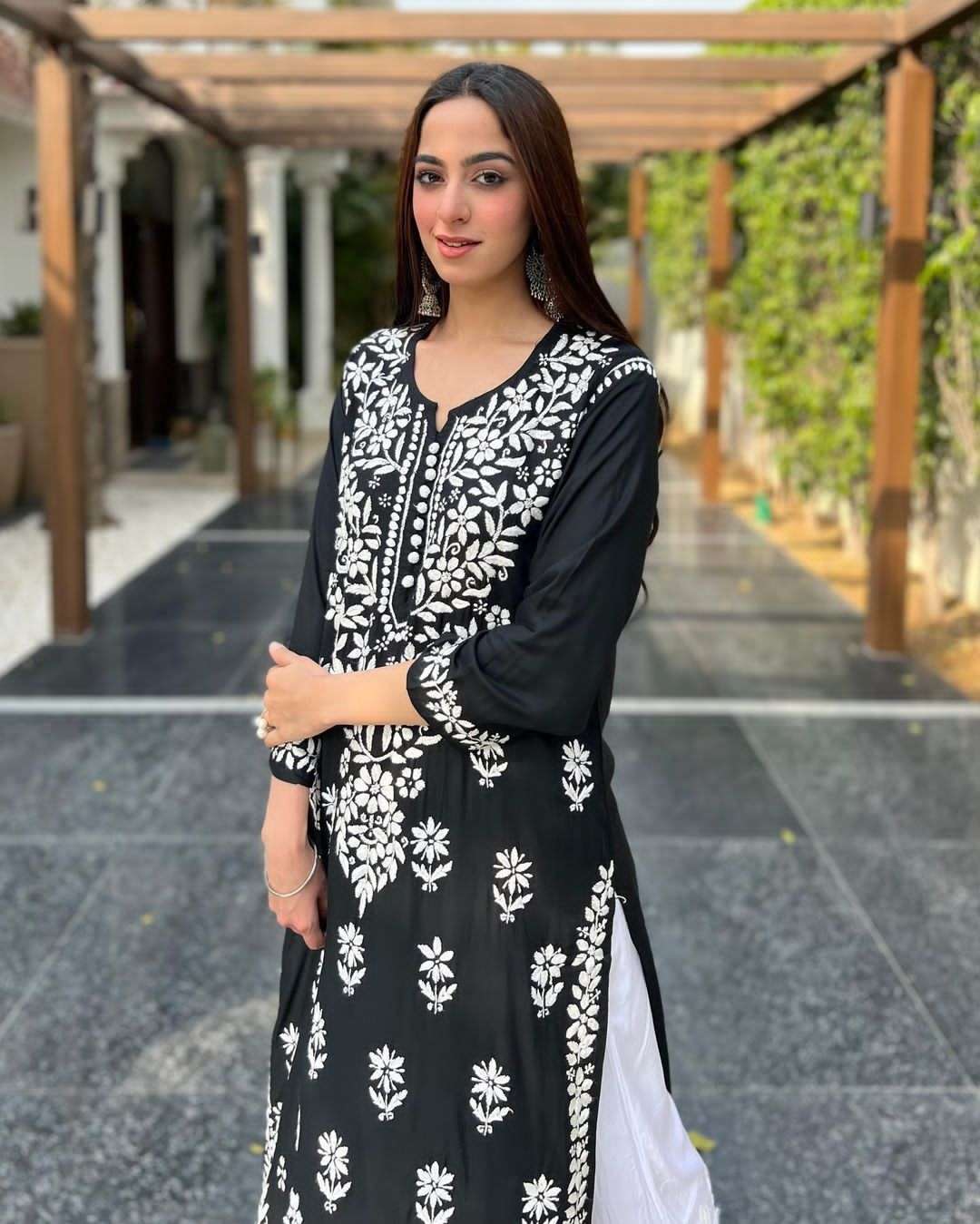 Premium Reyon cotton Top with beautiful chikankari work