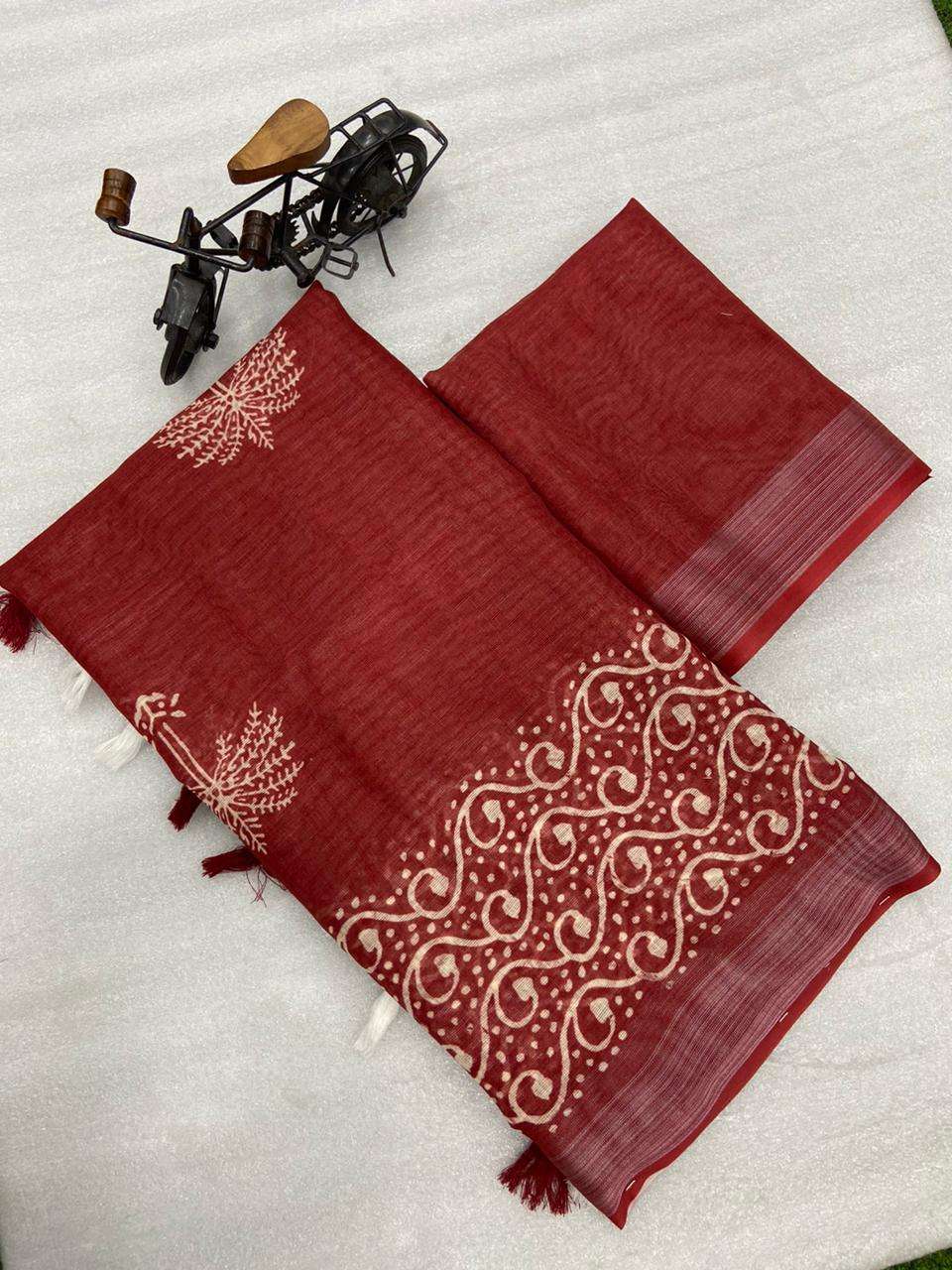 Kashish designer linen saree with digital printed pallu