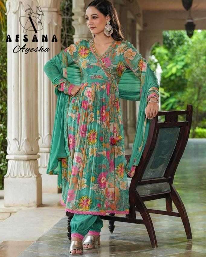 afsana ayesha chinon alia cut suit 