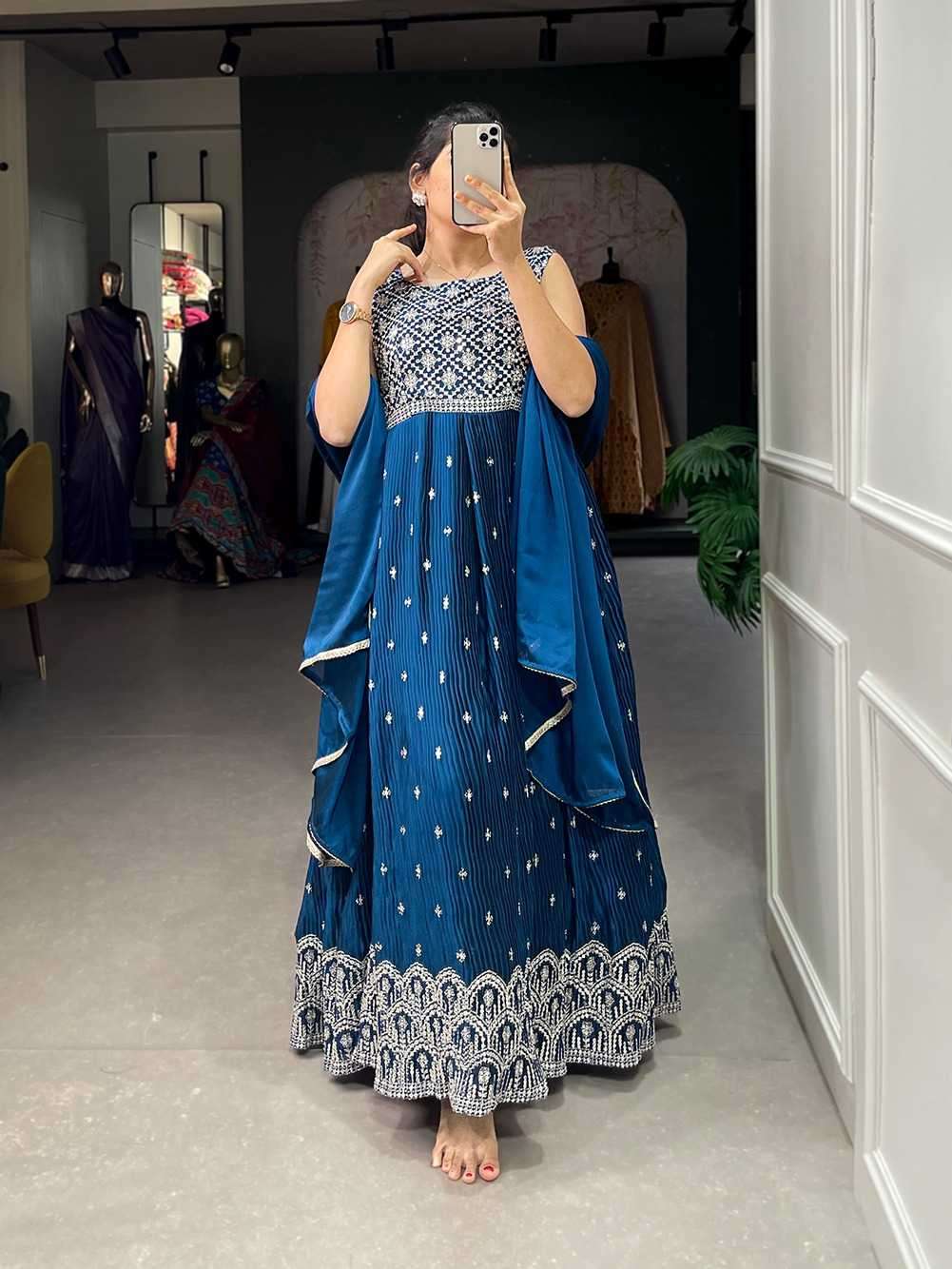 pr ynf5506tel Crushed Rangoli Silk long gown with dupatta