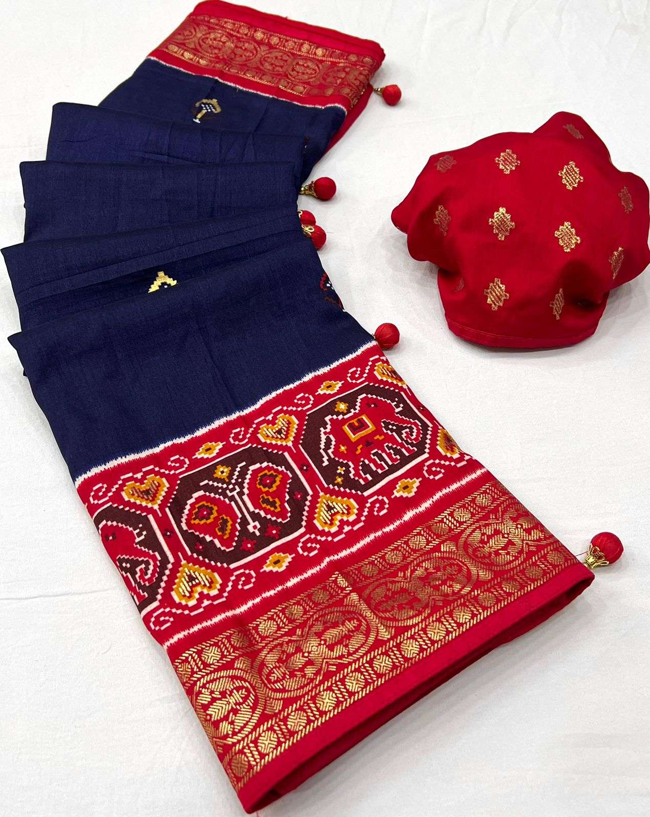 LT Fabrics KALAKRUTI designer Pure Dola Silk saree