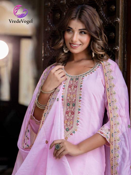 vredevogel venue Roman Silk With Inner Wholesale Salwar Kameez in Surat