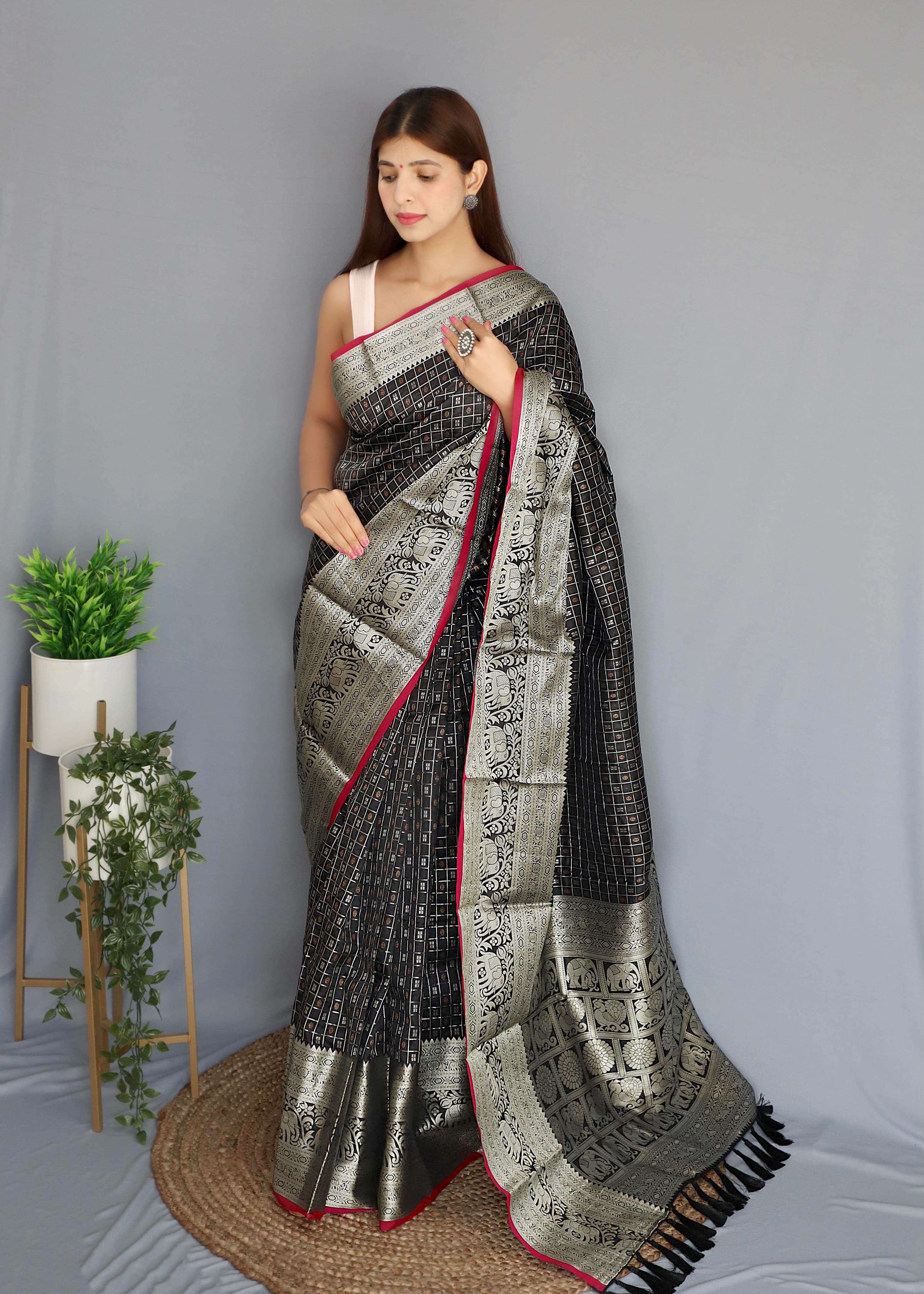 BT-53 khicha checks silk wholesale saree in surat 