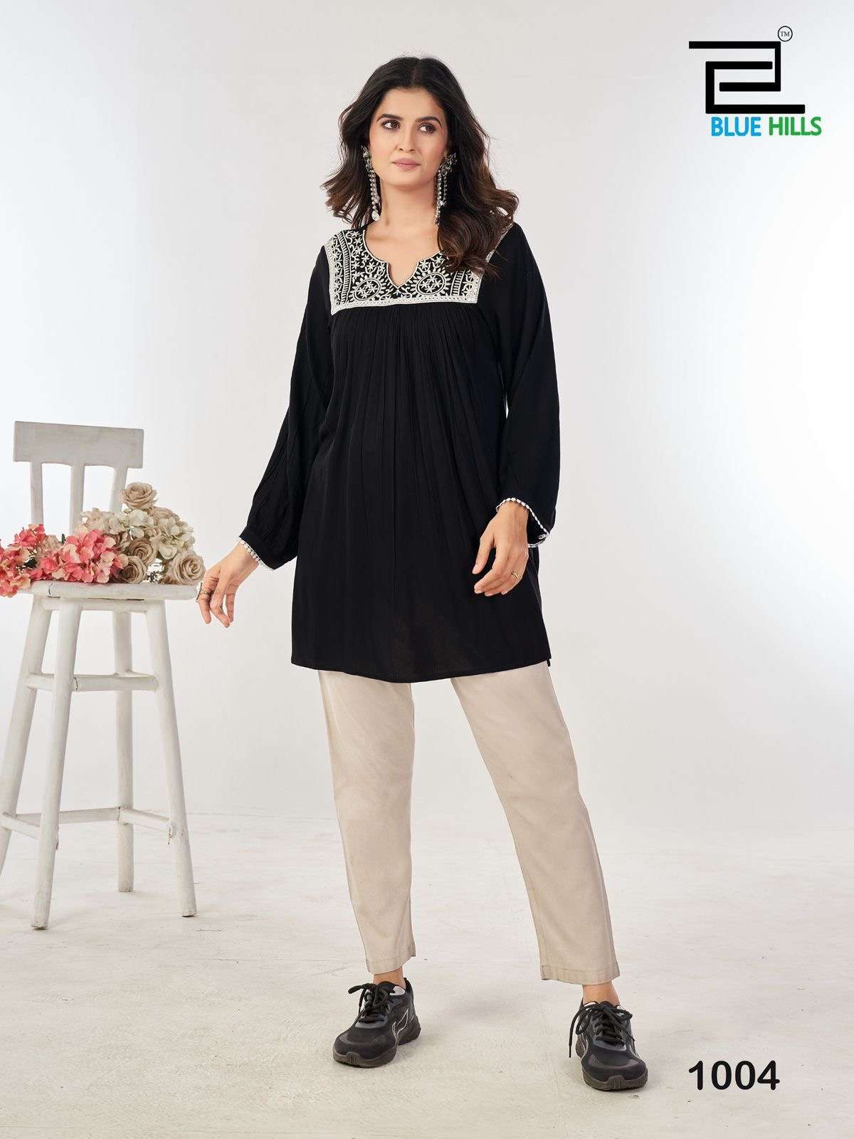 Tunic nx heavy rayon wrinkle short kurti top at wholesale price