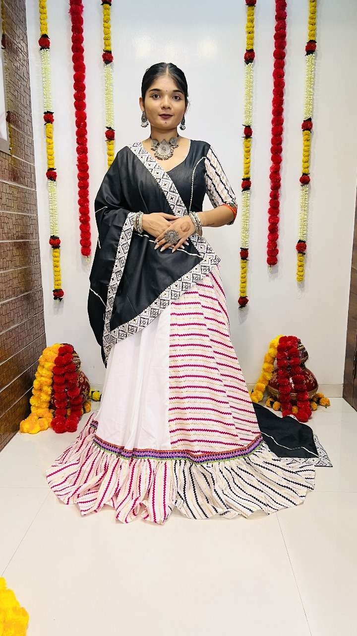 aawiya 7041 rajwadi vol 7 cotton silk wholesale lehenga