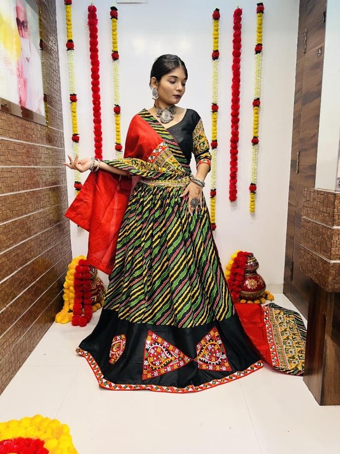 aawiya rajwadi vol 7 7045 cotton silk fully stitch festive chaniya choli