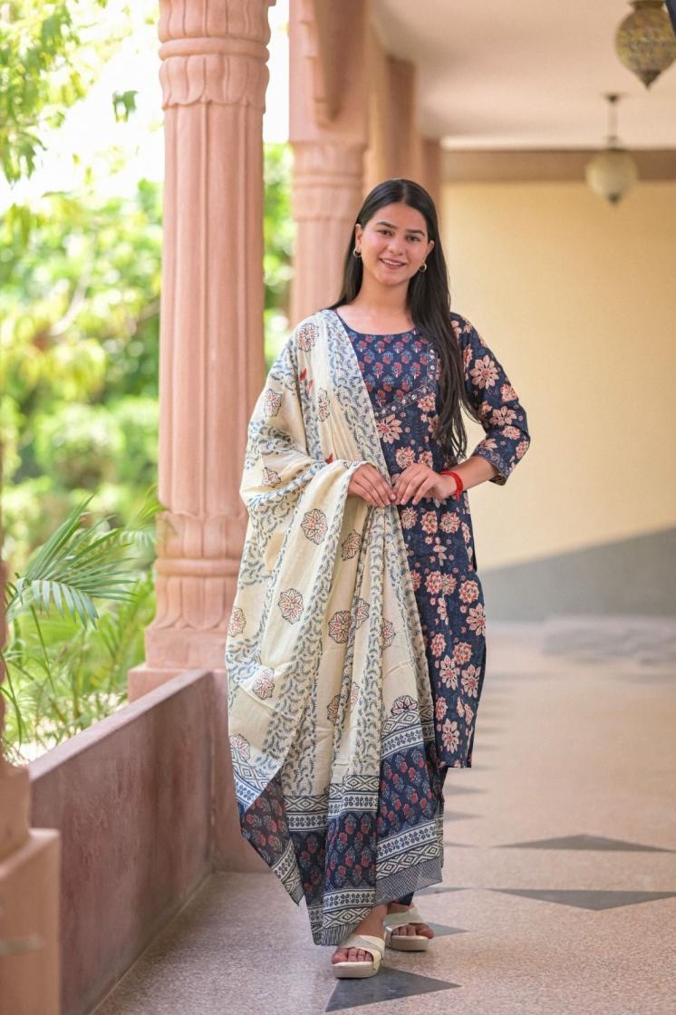 Cotton 3 pcs readymade printed kurti 