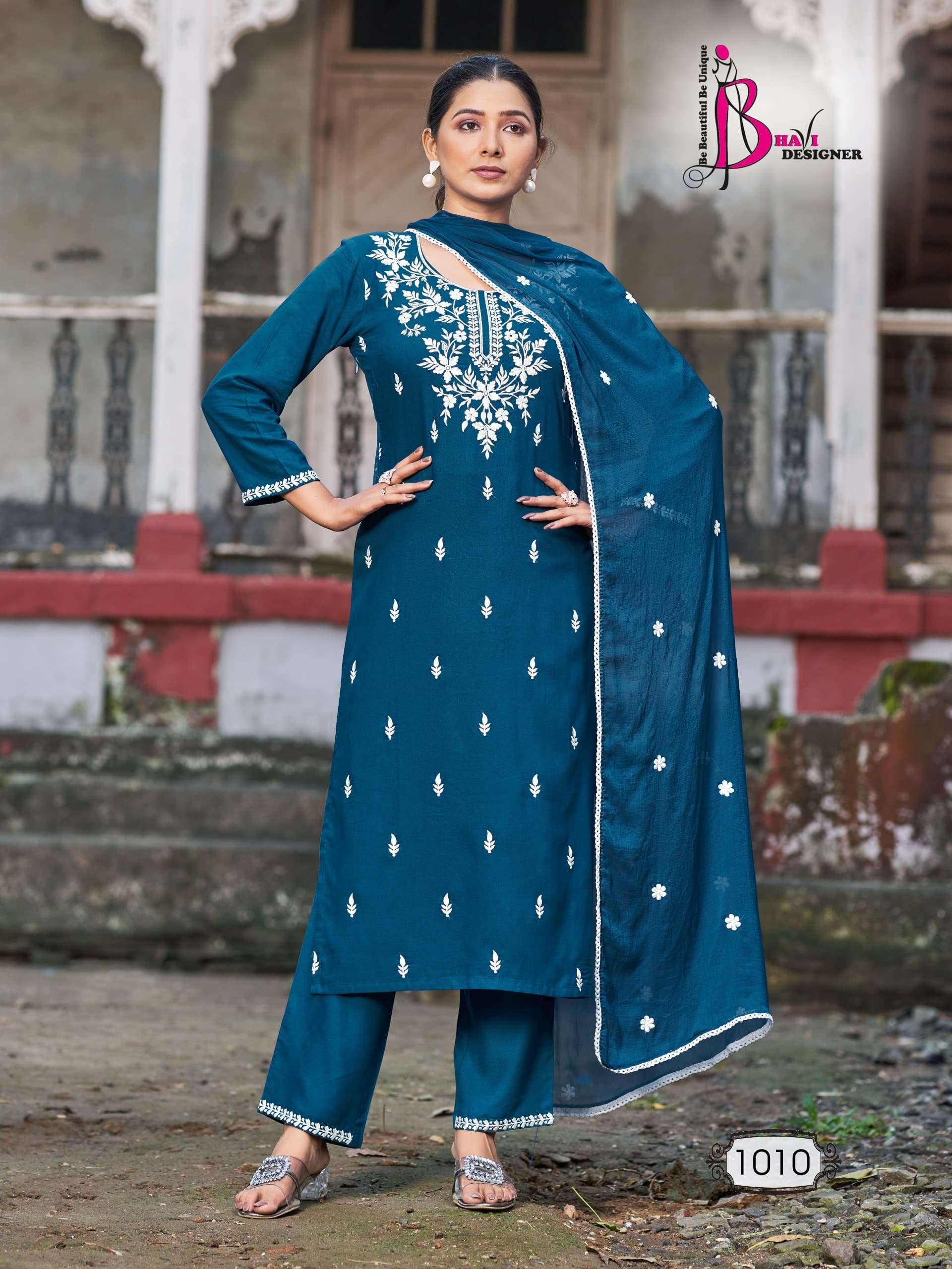 Status VoL-3 Heavy Rayon with work wholesale suit 