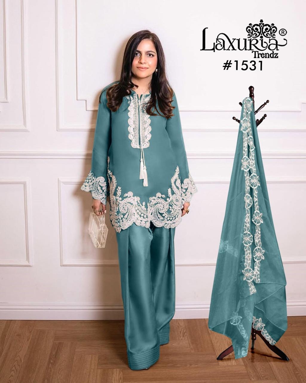 Laxuria Trendz 1531 Vichitra stylish Tunic Classic Embrdry Kurti Paird wholesale suit 