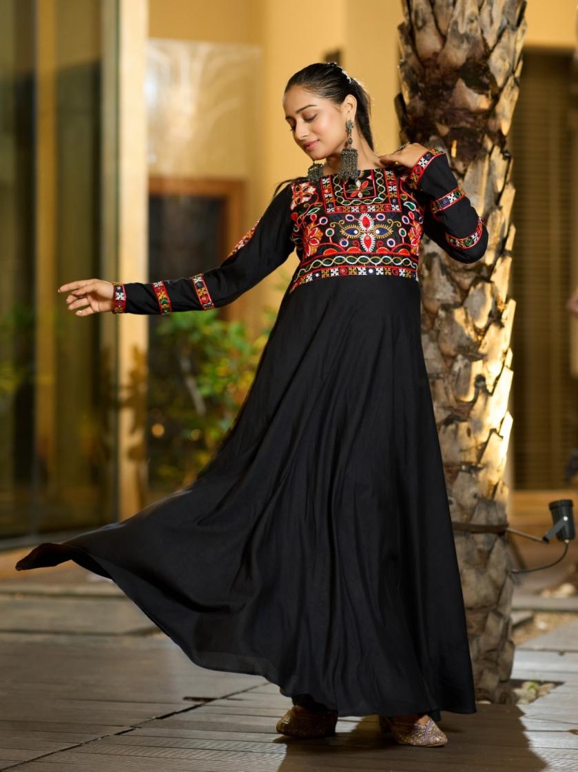 PR 9STAR FASHION NAVRATRI RAYON WITH THREAD WORK & MIRROR WORK  KURTI