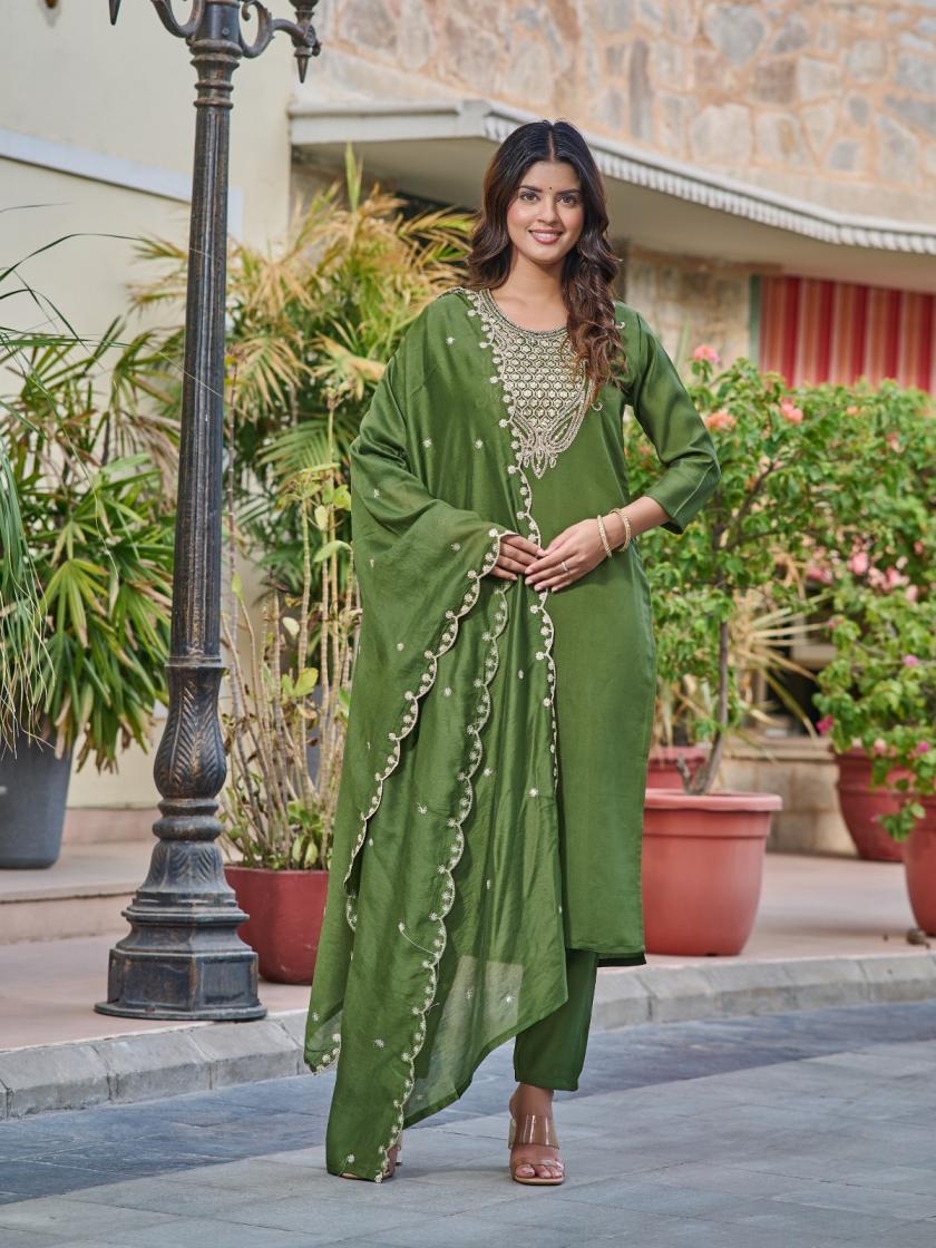PR 9STAR FASHION RADHA VOL-11 VISCOSE CHANDERI wholesale suit 