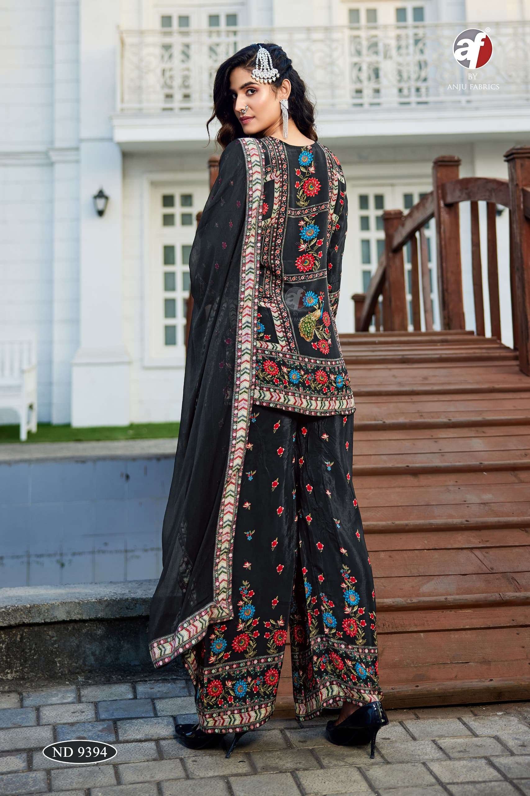 PURE NATURAL CREPE SHORT KURTI WITH PALAZZO & DUPATTA 