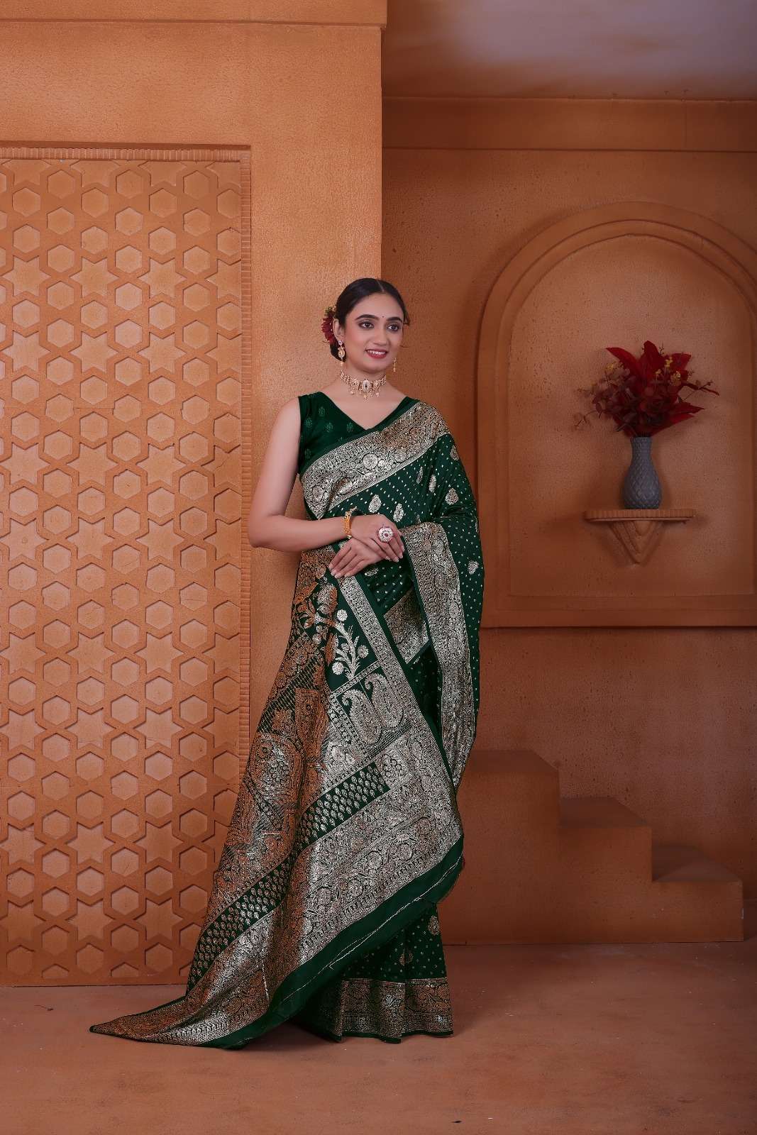Takshila Soft Silk Saree Weaving Saree Heavy Banarasi Pallu