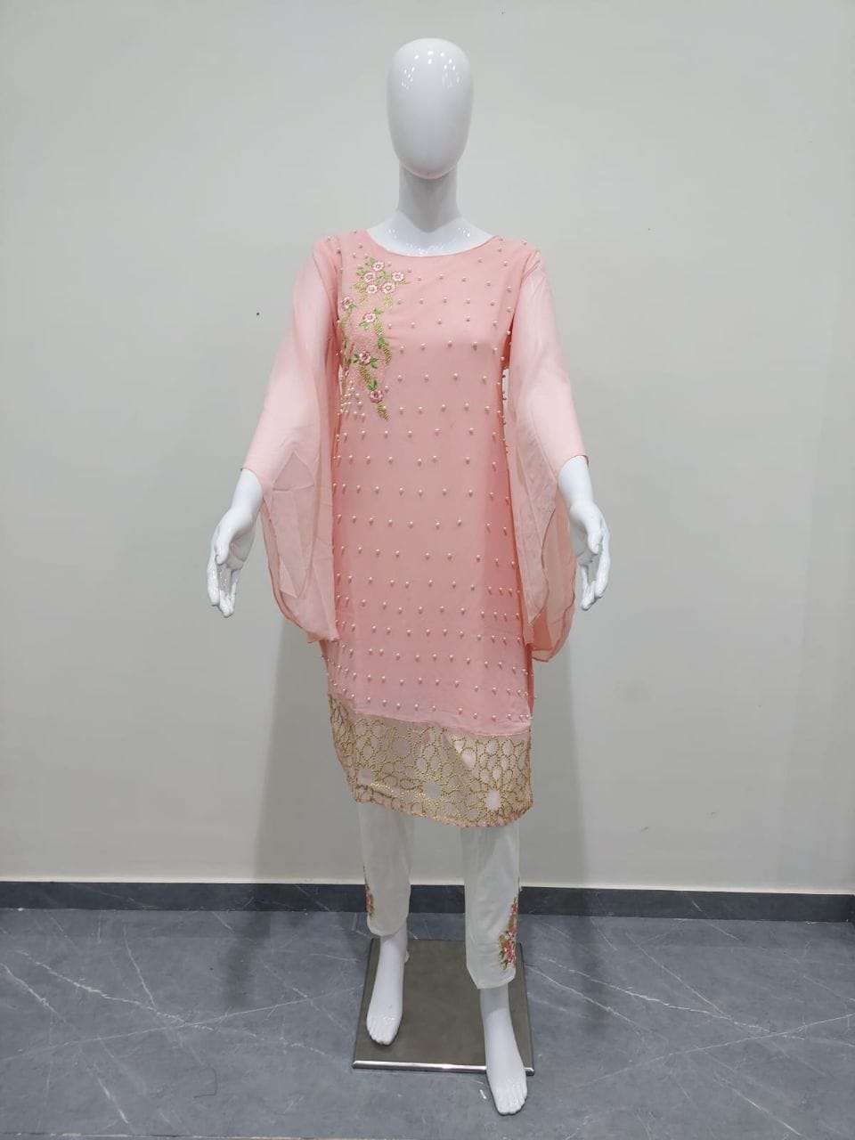 SAFA FASHION FAB SF 967 PAKISTANI KURTIS WITH CIGARETTE PANTS MANUFACTURER