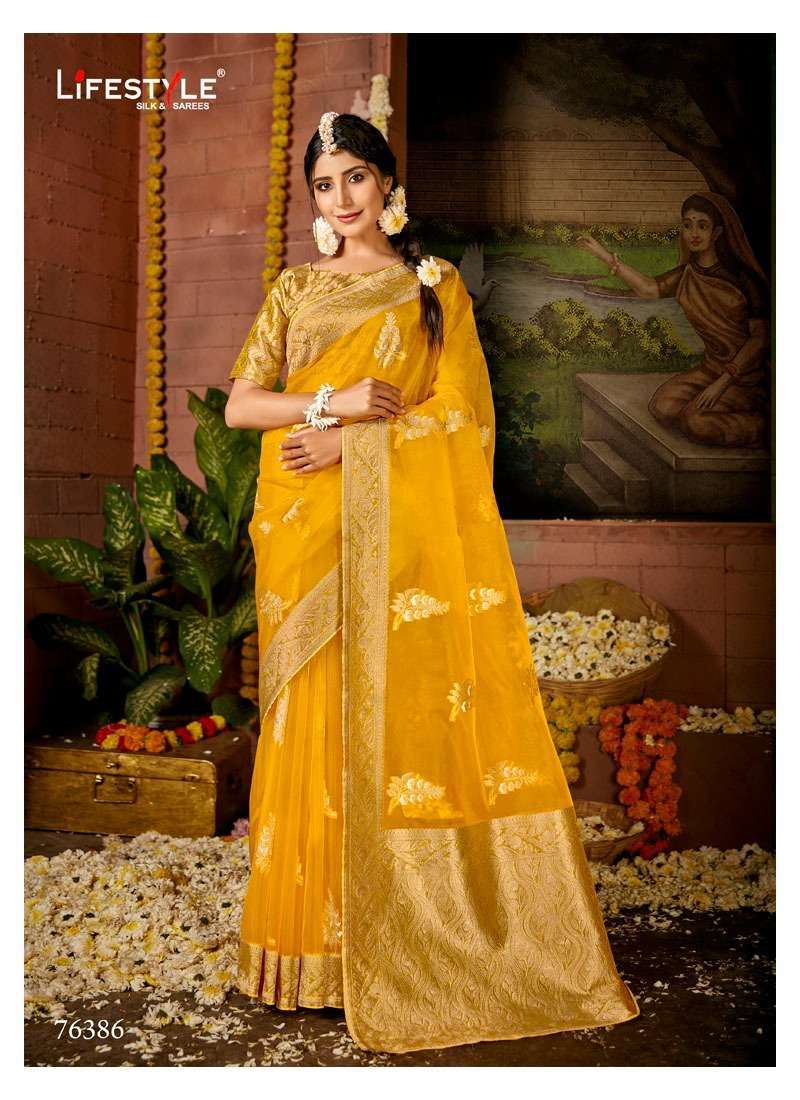 Kanchipuram Saree - Shop Kanchipuram Silk Saree Online | Me99