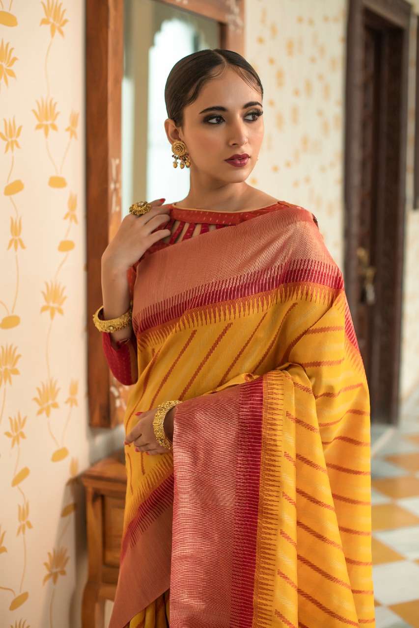 Semi Tussar Silk Women Saree in Wayanad - Dealers, Manufacturers &  Suppliers -Justdial