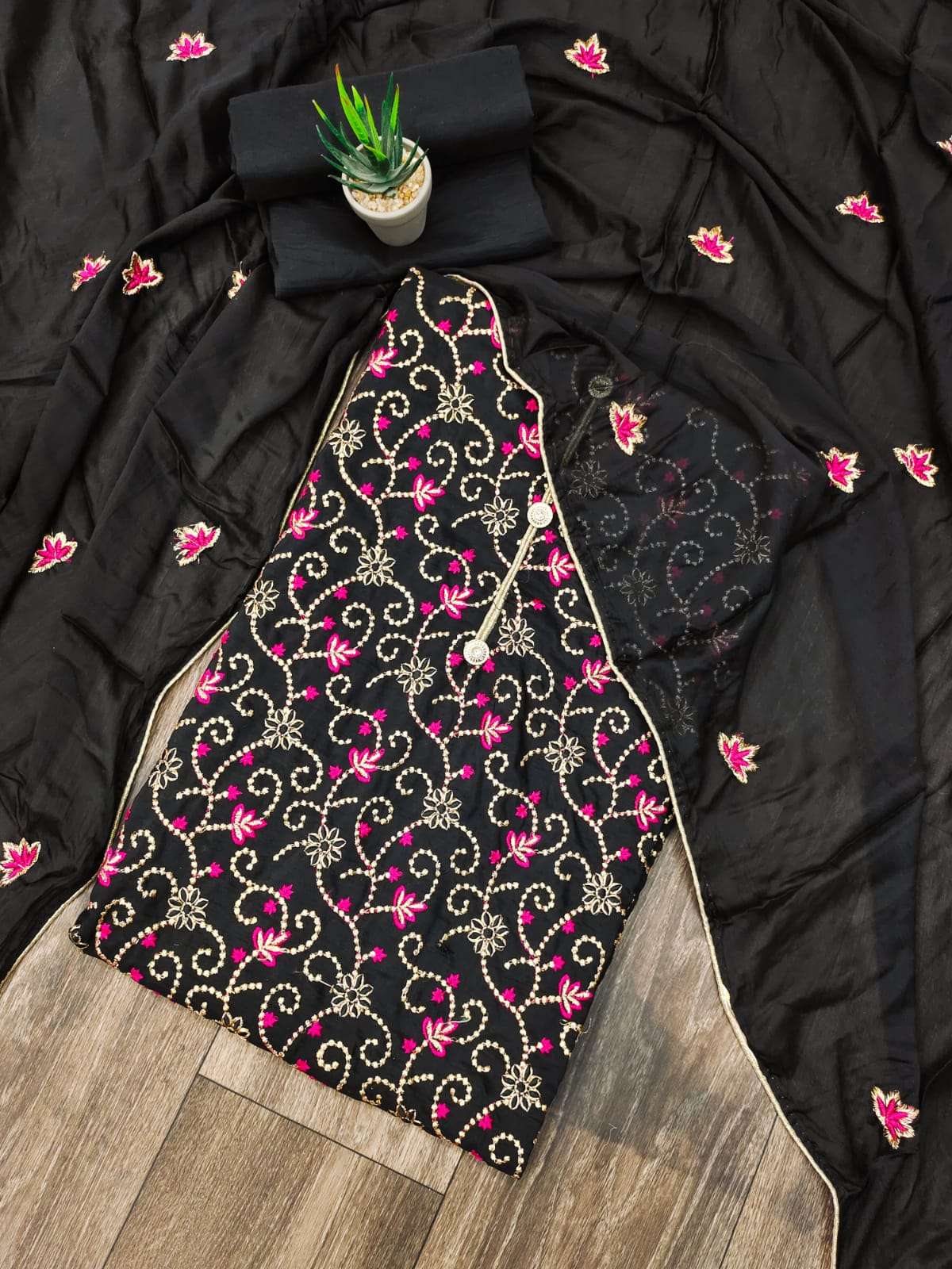 BT-17 DESIGNER MUSLIN COTTON WITH HEAVY EMBROIDERY WORK NON CATALOG SUIT 
