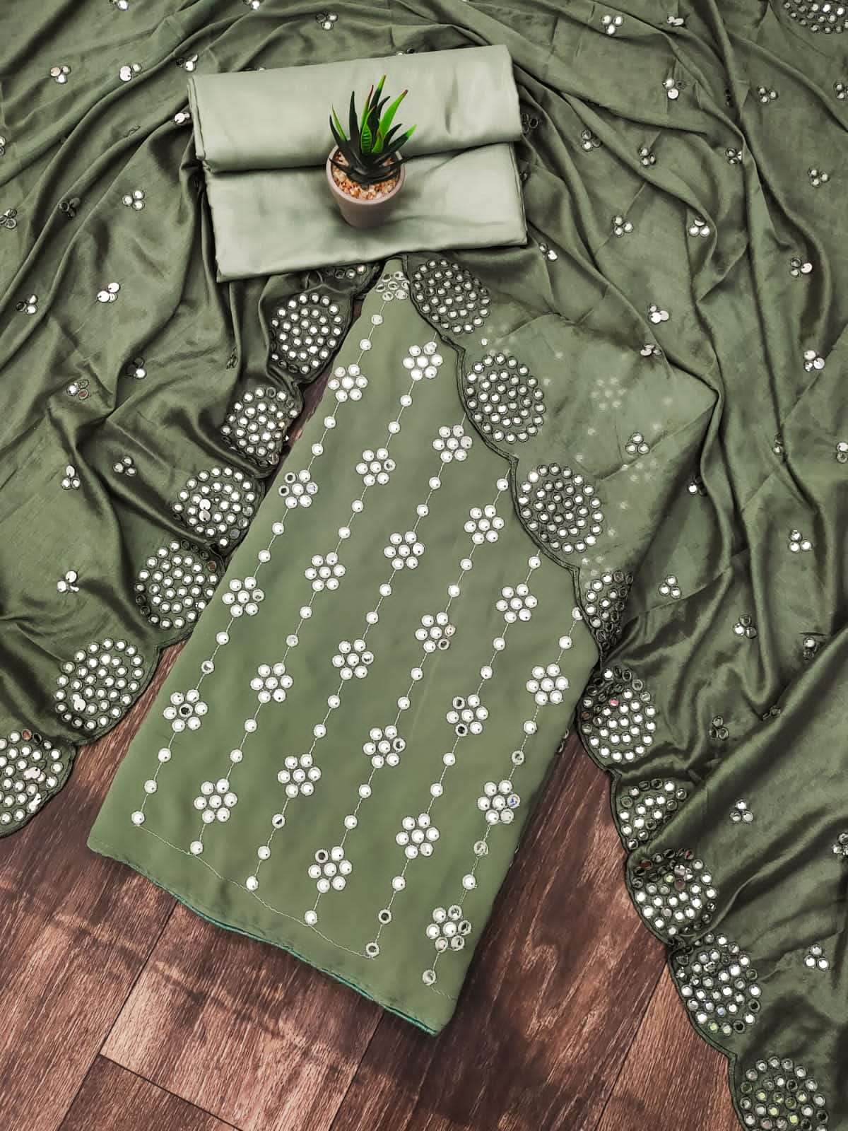 BT-17 SABYA SAACHI-35 DESIGNER FAUX GEORGETTE NON CATALOG SUIT 