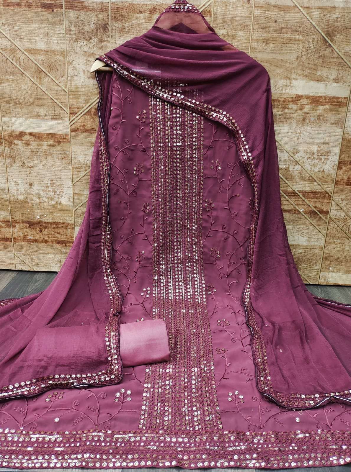BT-17 SABYA SACHI-33 DESIGNER FAUX GEORGETTE NON CATALOG SUIT 