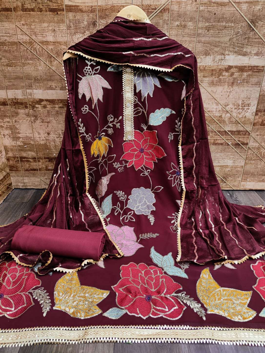 SABYA SAACHI-23 DESIGNER FAUX GEORGETTE EMBROIDERY NON CATALOG SUIT 