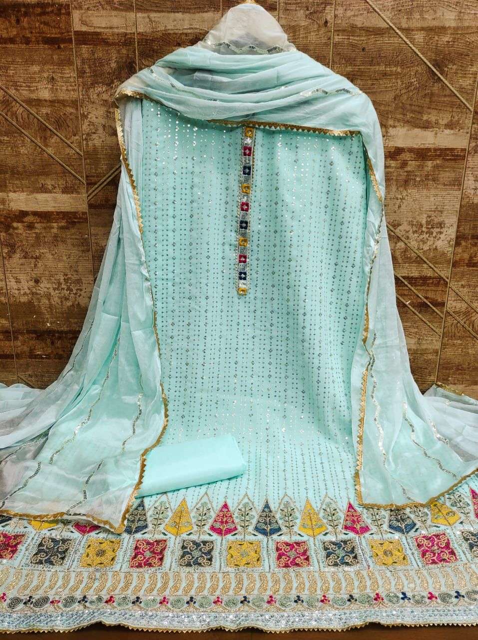 BT-17 SABYA SAACHI-38 DESIGNER FAUX GEORGETTE NON CATALOG SUIT 