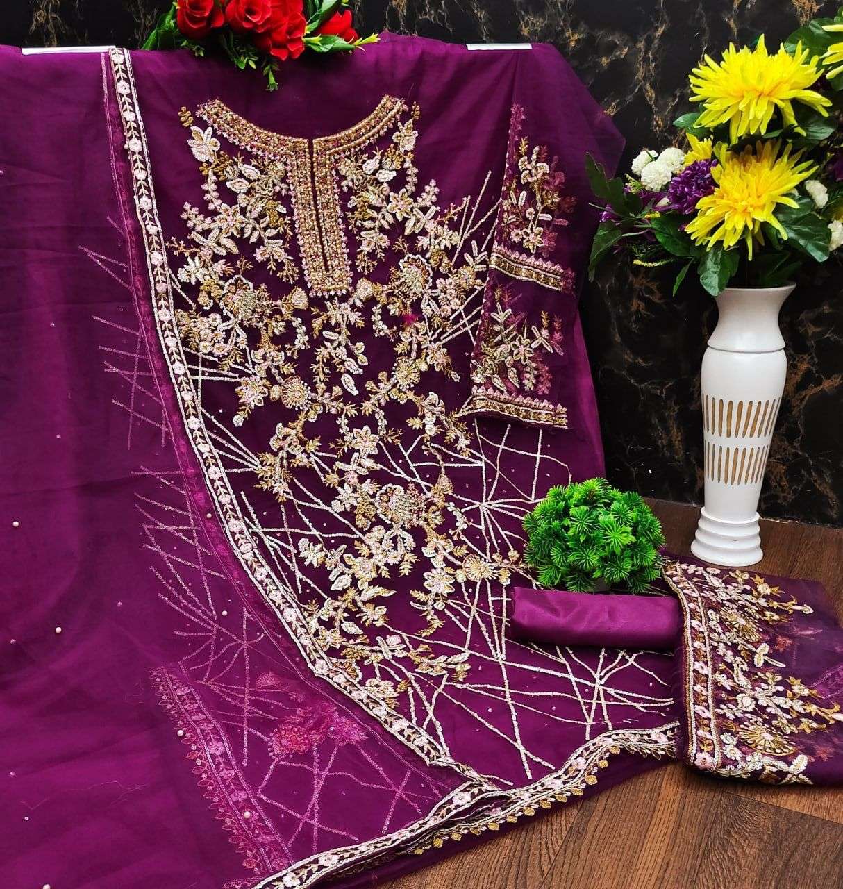 KF-120 DESIGNER NET EMBROIDERY WORK NON CATALOG SUIT 