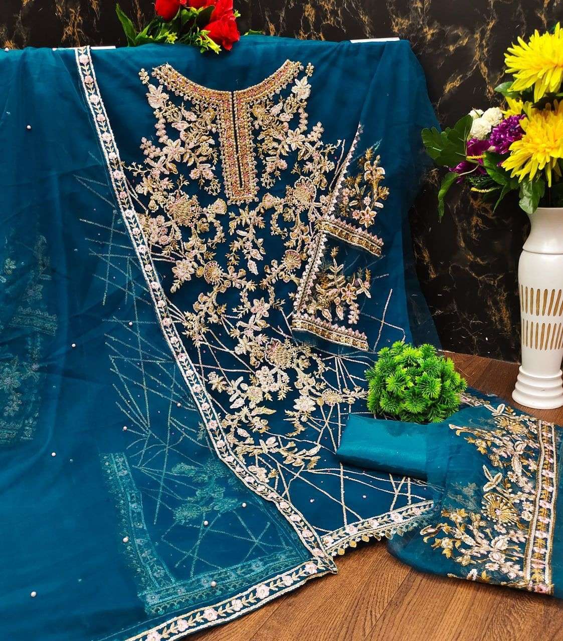 KF-120 DESIGNER NET EMBROIDERY WORK NON CATALOG SUIT 