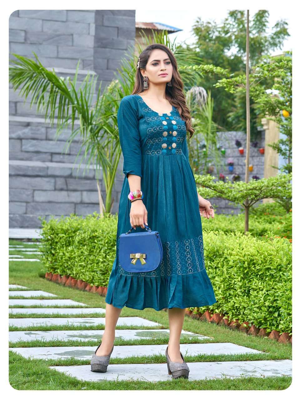 rung gulistan liquid rayon embroidery work kurti 
