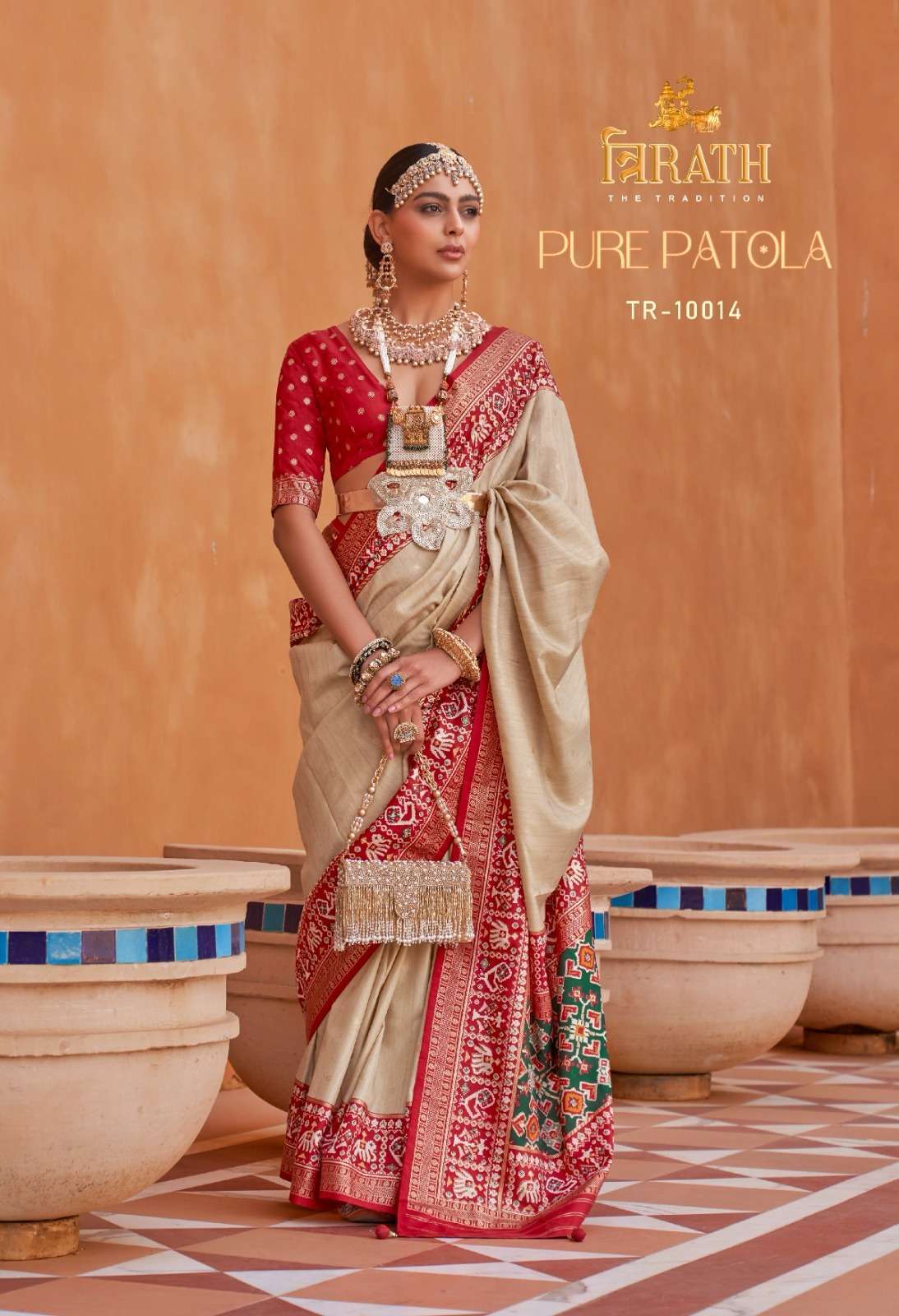 Shop Luxury Indian Embroidered Wear For Women | PEELI DORI