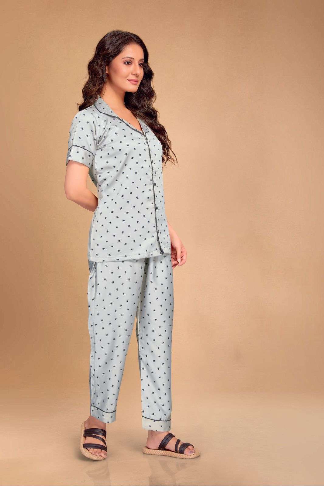 Buy online Lace Detail Solid Combo Nightwear Set from sleepwear for Women  by Be You for ₹729 at 41% off | 2024 Limeroad.com