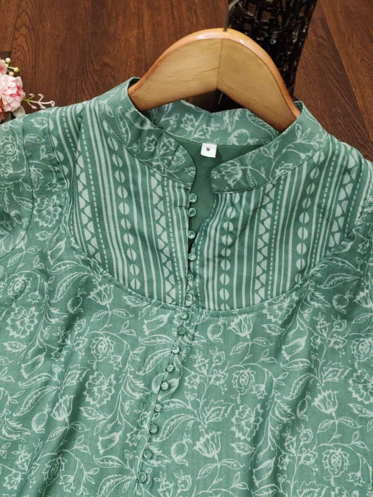 beautiful two colors Heavy Cottan Febric with full inner kurti