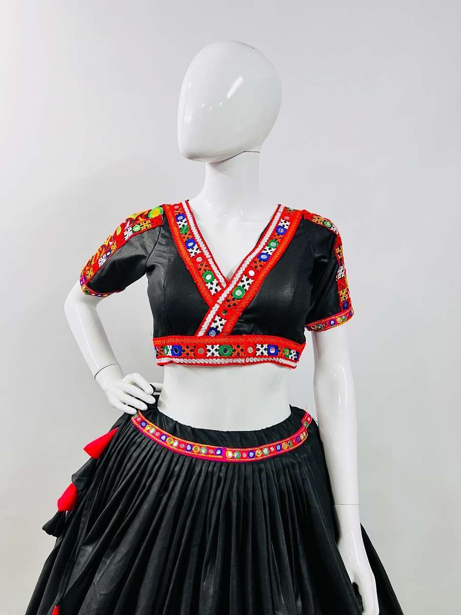 aawiya 7044 black color gamthi lace work navratri readymade single lehenga choli 