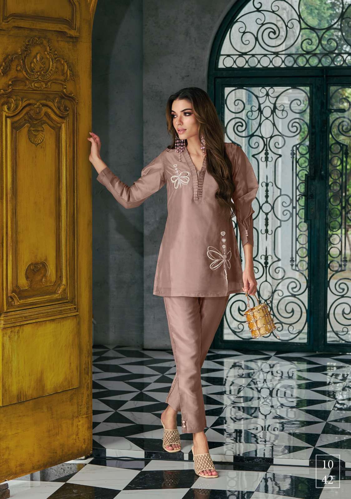 lady leela Pure Handwork on Viscose Organza co ord set