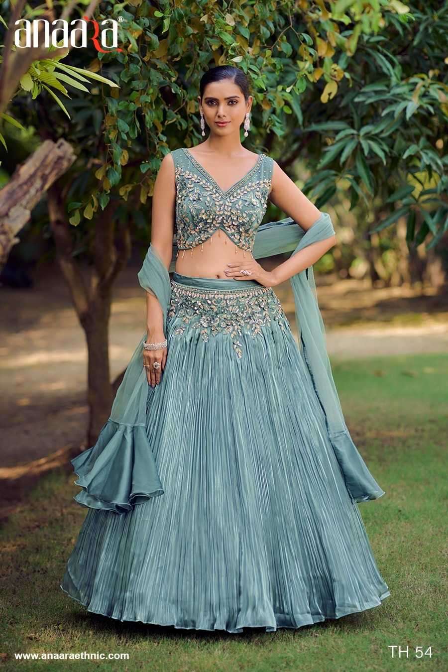 NEW CATALOG CROP TOP FABRIC - SILK LEHENGA SIZE : READY MADE (SIZE 36)  READYMADE BLOUSE SIZE 34 TO 36 DUPPATA: FANCY FABRIC | Instagram