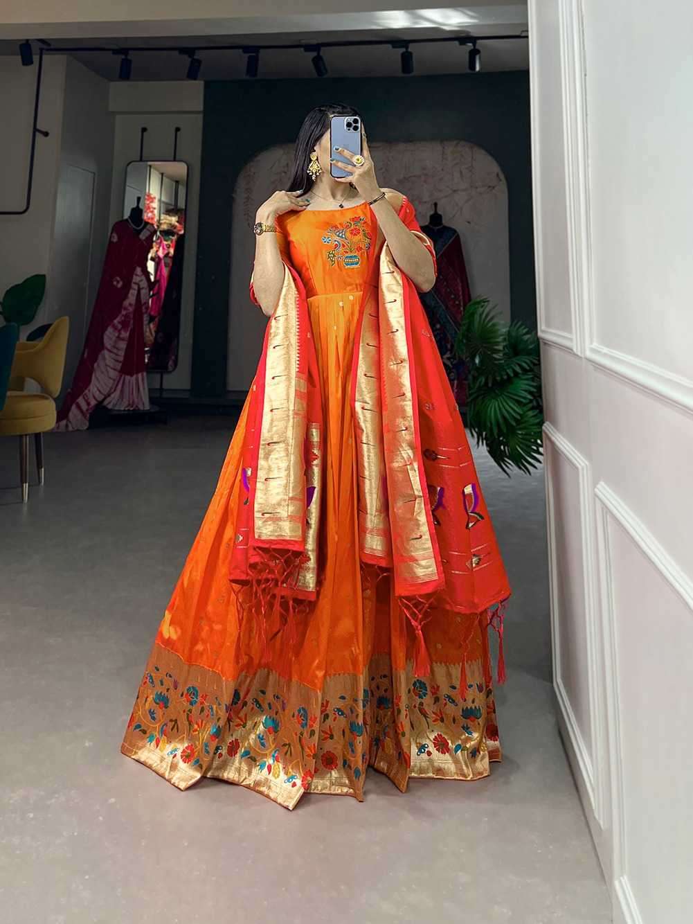 Lehenga# silver stones and pink pearls. Net+satin... | Robe, Robe  traditionnelle, Traditionnel